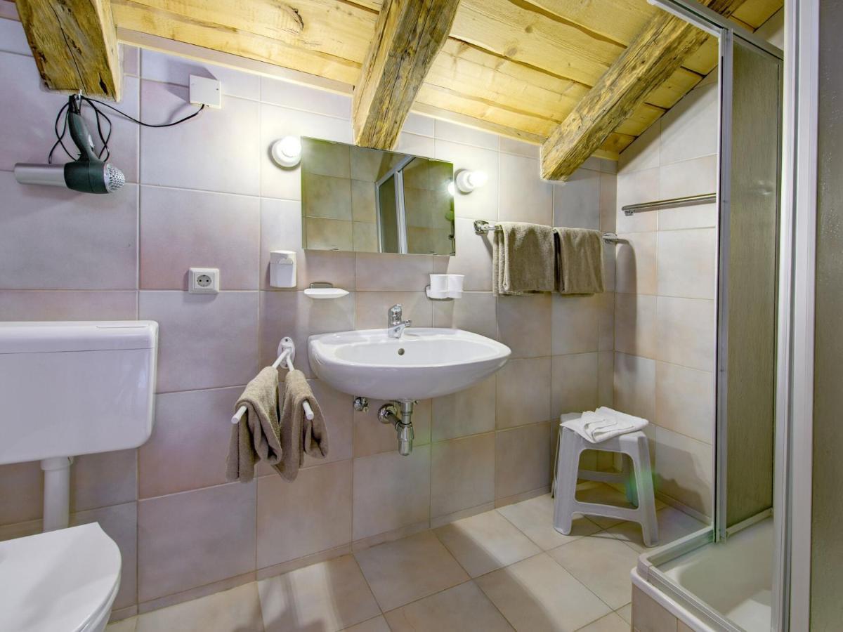 Apartment In Lienz With A Balcony Obernussdorf ภายนอก รูปภาพ